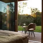 Triad Wiener Alpen Bett Dz * Bad Schönau