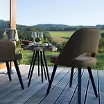 Triad Wiener Alpen Bett Dz * Bad Schönau