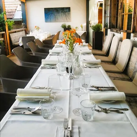 Lodge Bett In Der Wies´n, Restaurant Triad *
